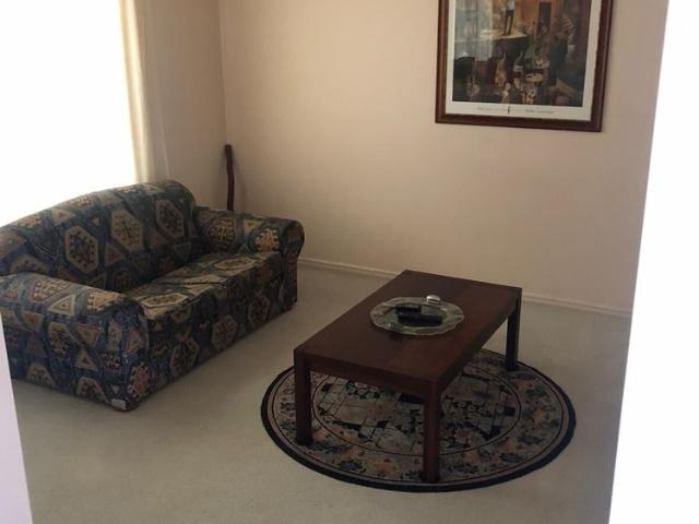 Room for rent in Kardinya, Western Australia