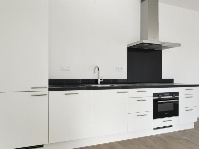 Appartement te huur in Holland Park, Diemen