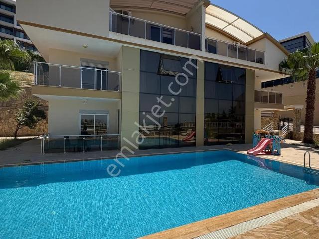 Alanya, Antalya içerisinde kiralık Villa