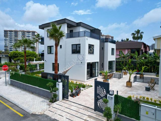 Erdemli, Mersin içerisinde kiralık Villa