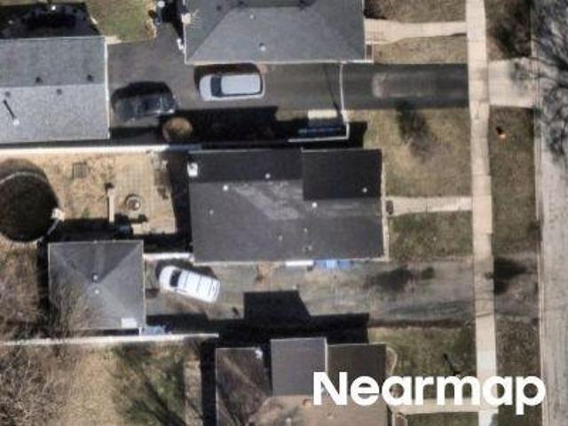 House for sale in Midlothian, Illinois