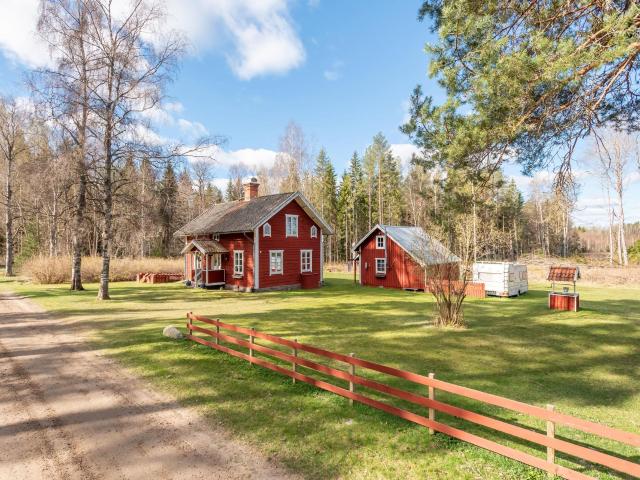 Bostad till salu i Odensbacken, Örebro