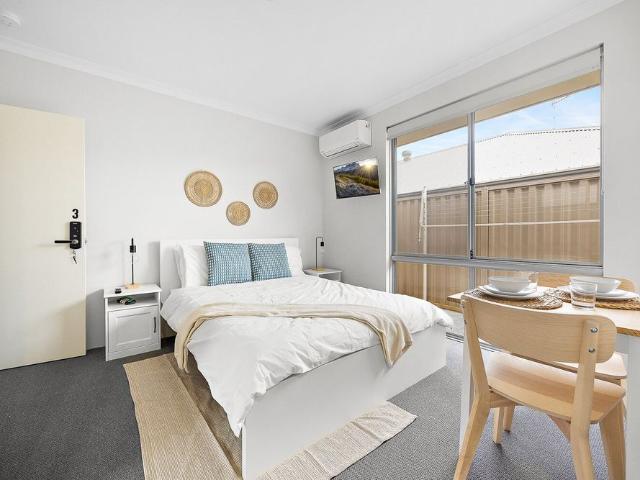 Room for rent in Karnup, Western Australia
