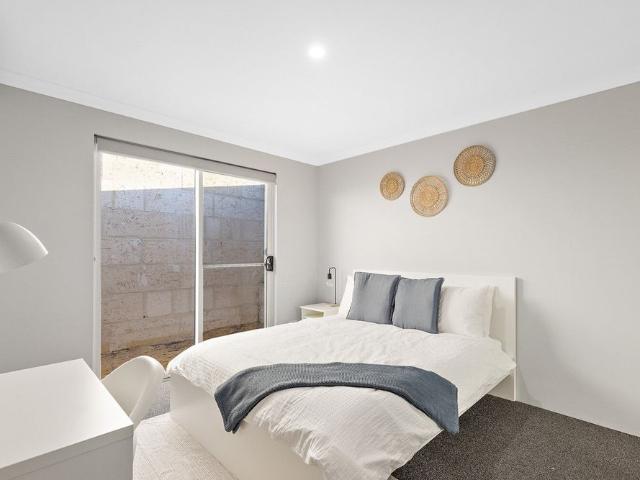 Room for rent in Karnup, Western Australia