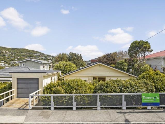 House for rent in Matata, Wellington