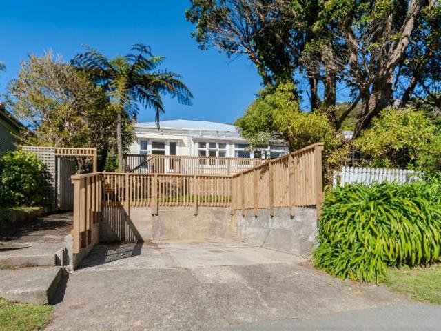 House for rent in Matata, Wellington