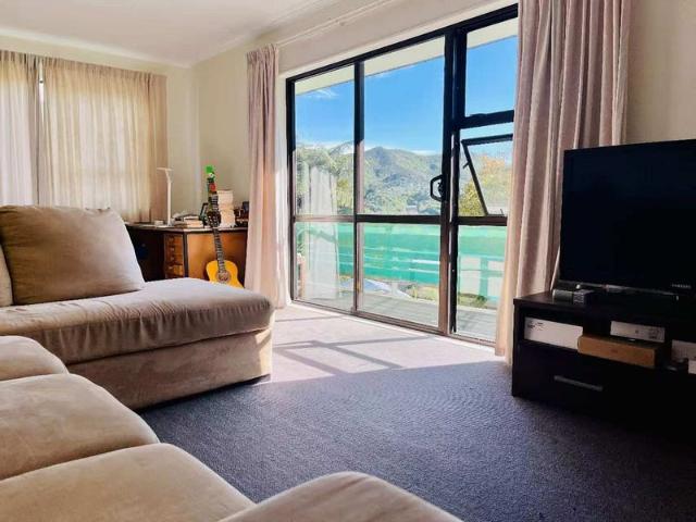 House for rent in Karori, Wellington
