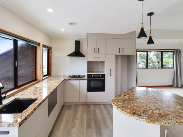 House for rent in Karori West, Wellington