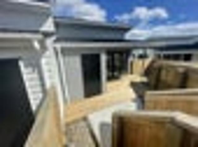 Townhouse for rent in Karori