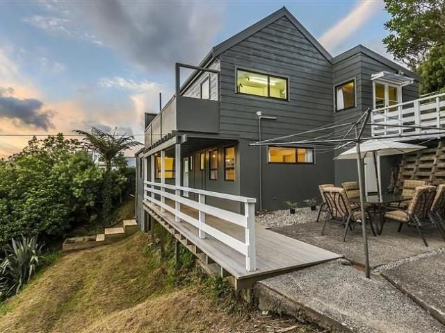 House for rent in Karori, Wellington