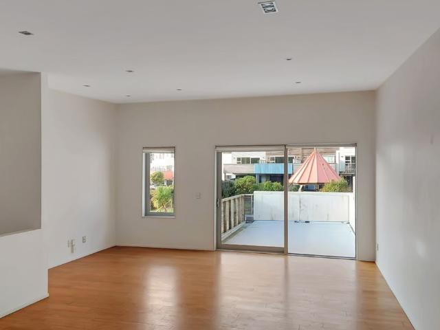 Room for rent in Matata, Wellington