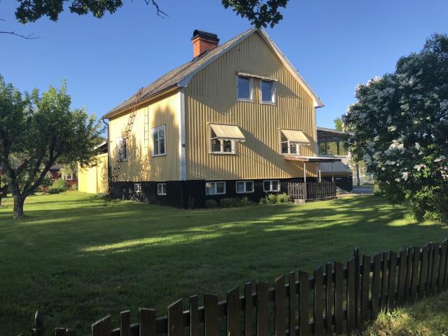 Hus hyra i Jäderfors, Gävleborgs län