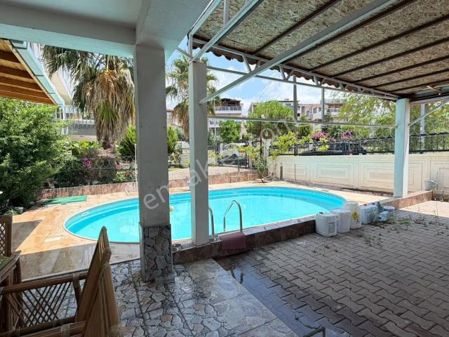 Karslılar Mahallesi, Çukurova içerisinde satılık Villa