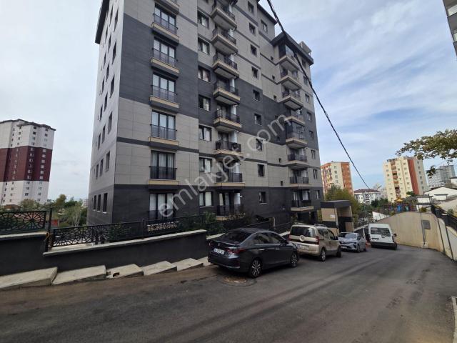 Hürriyet Mahallesi, Kartal içerisinde kiralık mülk