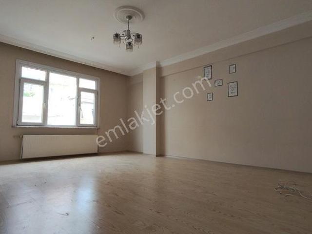 Karlıktepe Mahallesi, Kartal içerisinde kiralık mülk