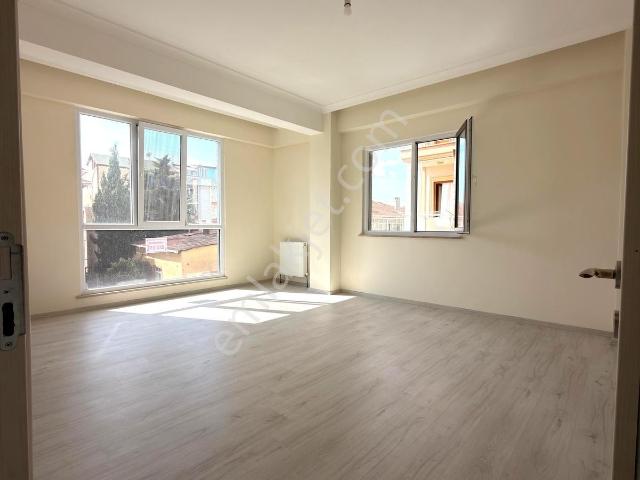 Topselvi Mahalesi, Kartal içerisinde satılık mülk