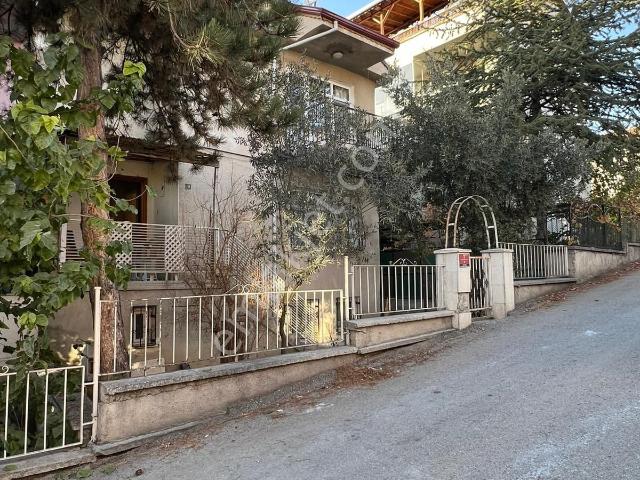 Yenimahalle, Ankara içerisinde satılık Villa