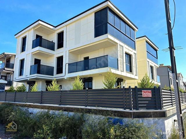 Yeniçiftlik Mahallesi, Marmaraereğlisi içerisinde satılık Villa