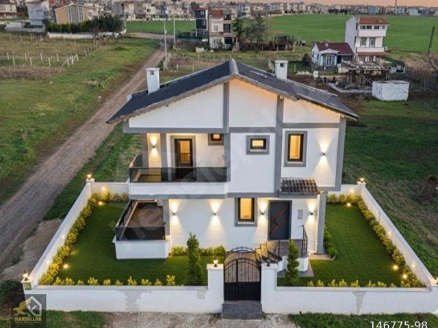 Marmaraereğlisi, Tekirdağ içerisinde satılık Villa