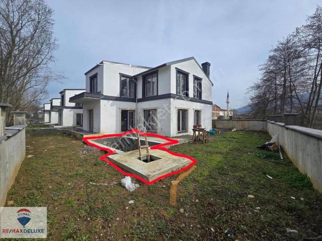 Kartepe, Kocaeli içerisinde satılık Villa