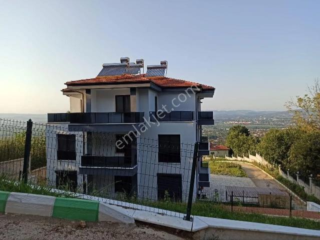 Kartepe, Kocaeli içerisinde satılık Villa