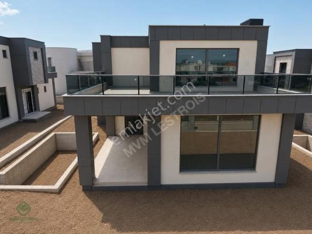 Kartepe, Kocaeli içerisinde satılık Villa