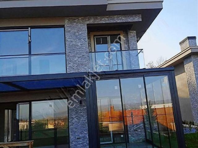 Kartepe, Kocaeli içerisinde satılık Villa
