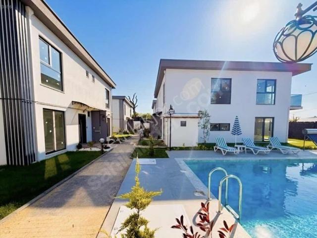 Kartepe, Kocaeli içerisinde satılık Villa