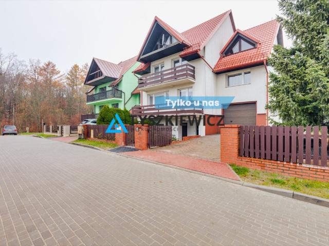 Dom na sprzedaż w Chmielno, Pomorskie