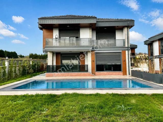 Ortaköy Mahallesi, Silivri içerisinde satılık Villa