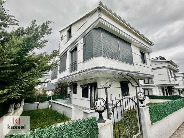 Marmaraereğlisi, Tekirdağ içerisinde satılık Villa