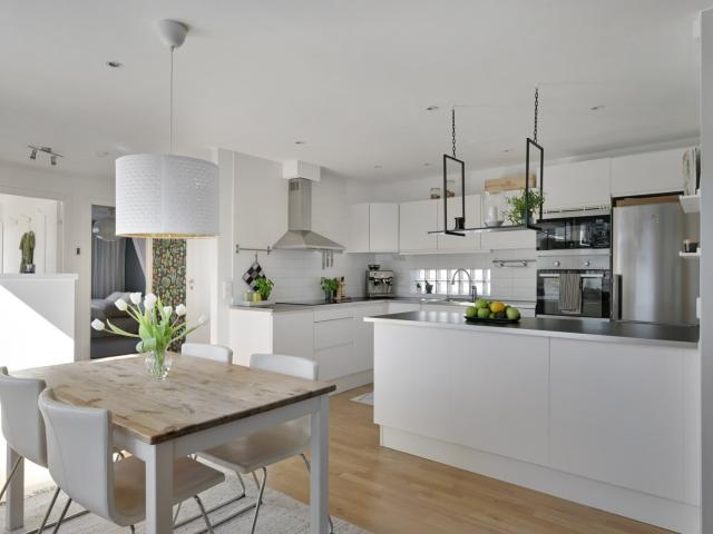 Villa till salu i Ekerö, Stockholm