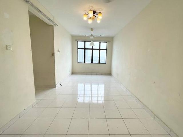 Condominium for sale in Kota Damansara, Petaling Jaya