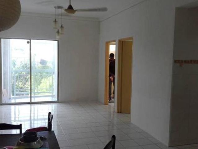 Apartment for sale in Kajang, Langat