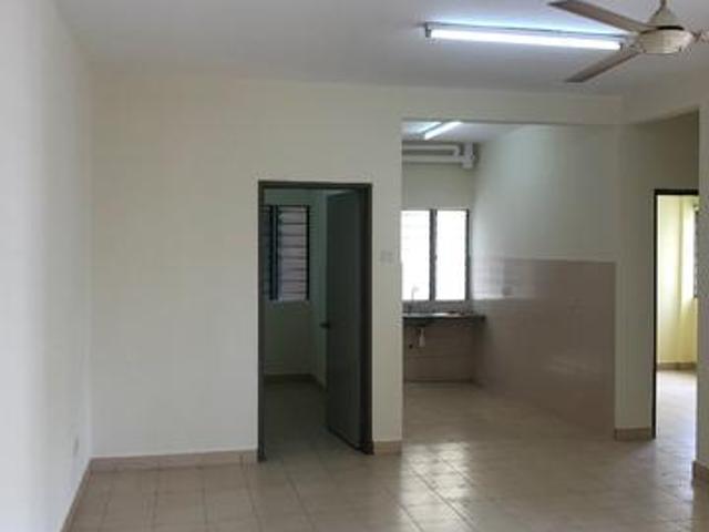 Apartment for sale in Port Klang, Selangor