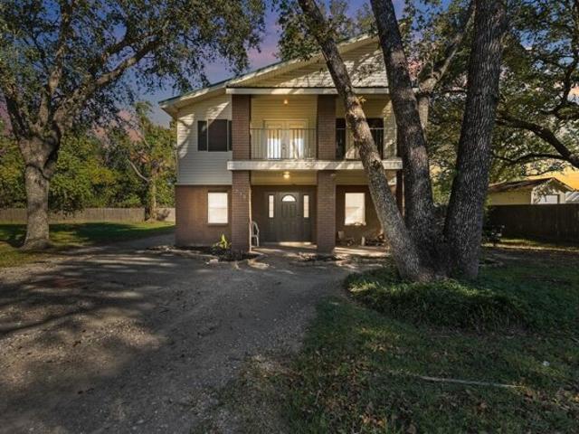 House for sale in Bridge City, Texas