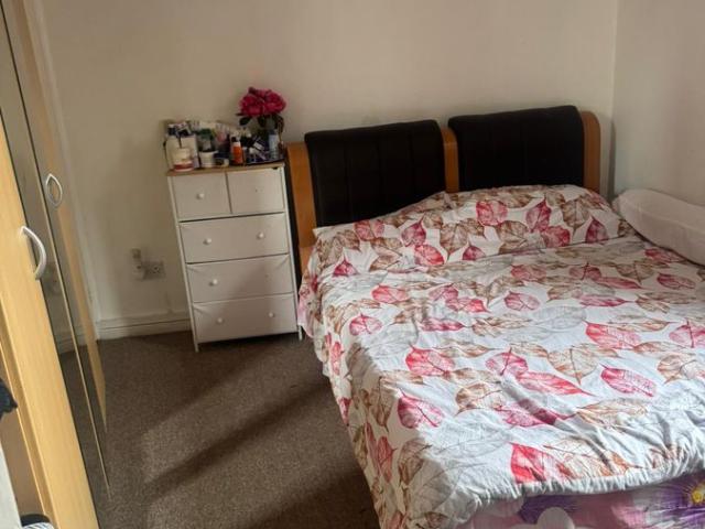 Apartment for rent in Plashet, Greater London