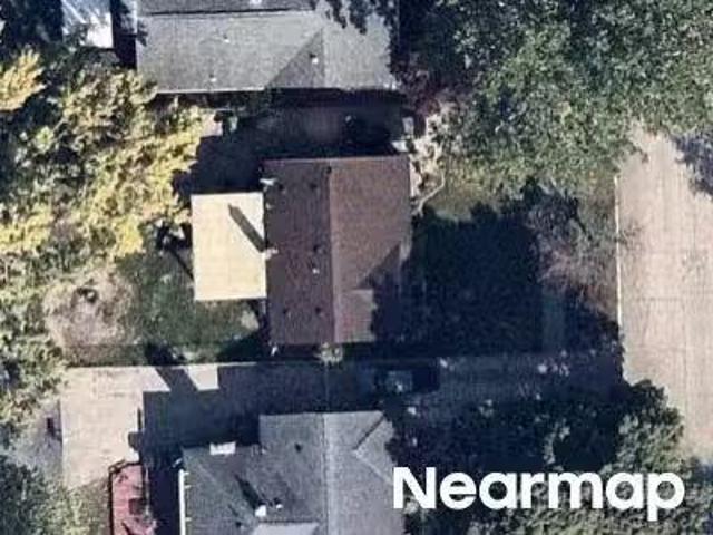 House for sale in Taylor