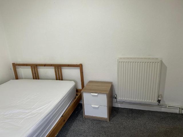 House for rent in Georgia, Greater Manchester