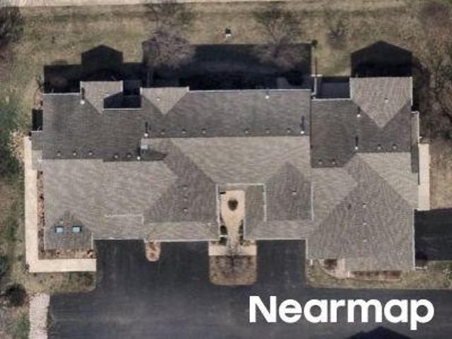 House for sale in North Aurora, Illinois