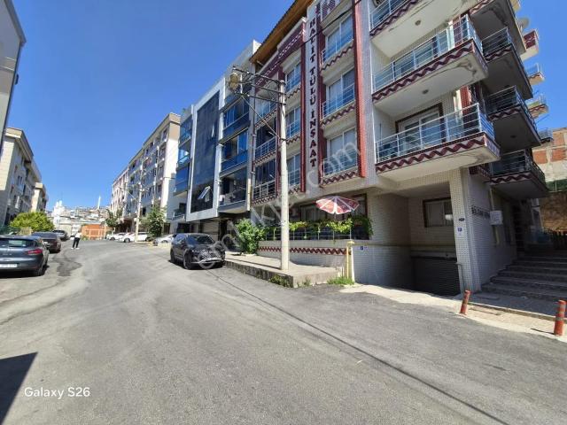 Vatan Mahallesi, Karabağlar içerisinde kiralık mülk