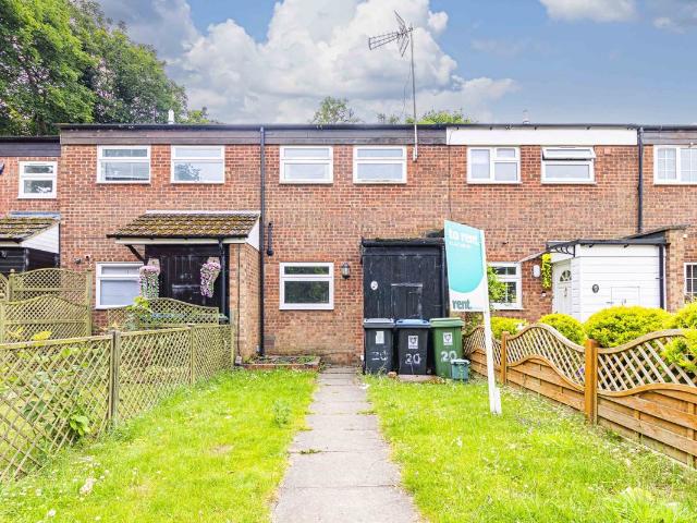 House for rent in Highfield, Pouchen End