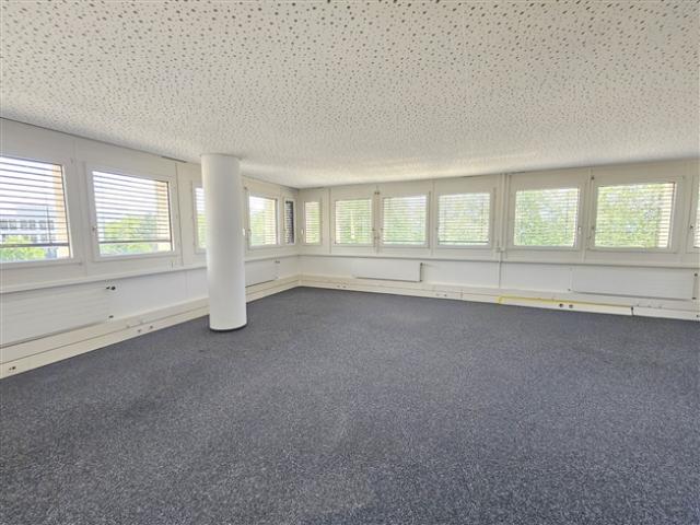 Büro kaufen in Renens, Waadt