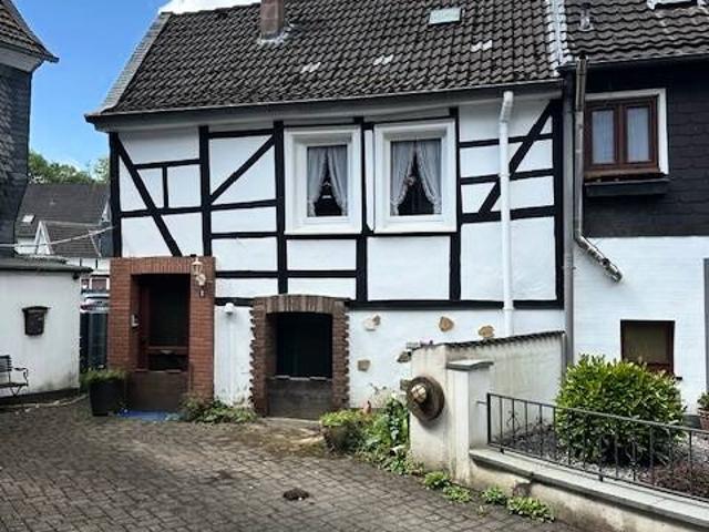 Villa kaufen in Immigrath, Langenfeld (Rheinland)