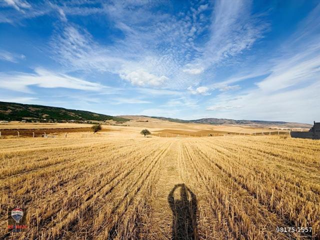 Kavacık Mahallesi, Tepebaşı içerisinde satılık Arsa