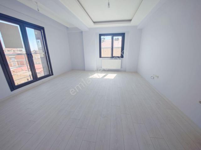 Pendik, İstanbul içerisinde satılık mülk