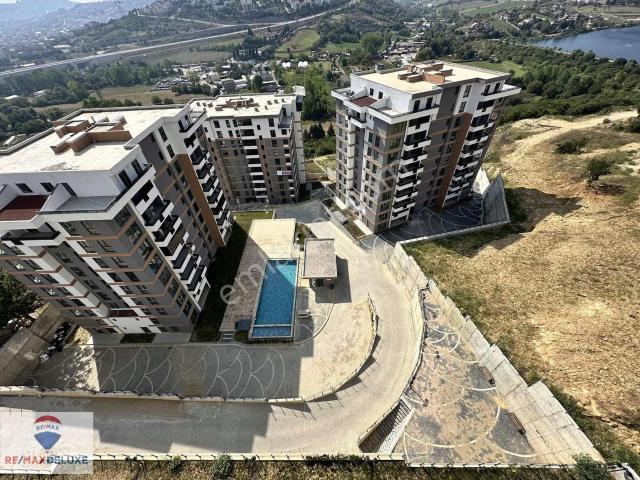 İzmit, Kocaeli içerisinde satılık mülk