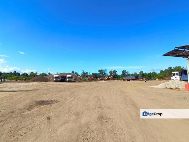 Warehouse for sale in Pahang
