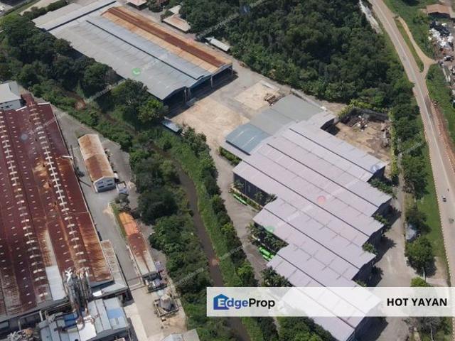 Warehouse for sale in Pahang