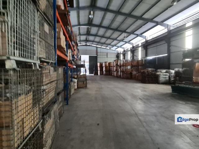 Warehouse for sale in Kawasan Industri Kampong Jaya, Majlis Perbandaran Selayang